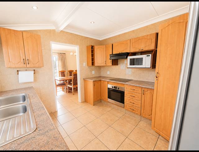 4 BEDROOM FREEHOLD FOR SALE IN MEYERTON CENTRAL